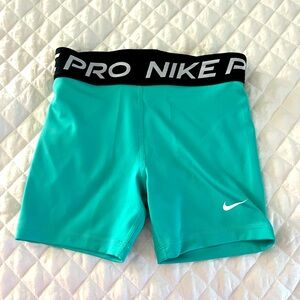 Girls Size Large Spandex Volleyball Shorts